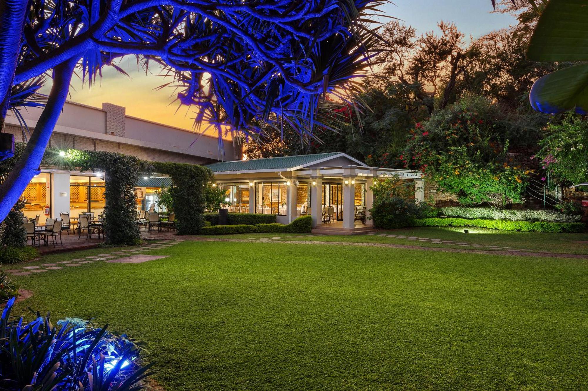 Park Hotel Mokopane Exterior photo